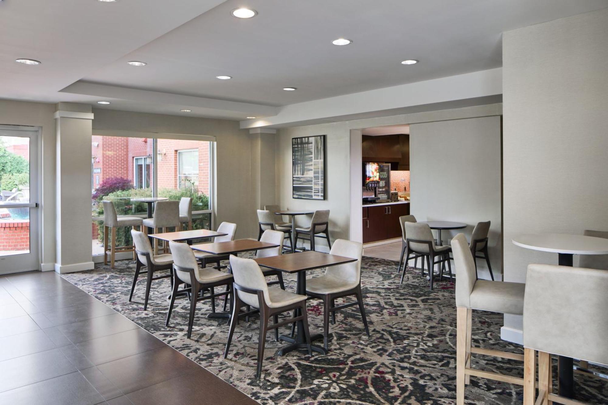 Hotel Atlanta Ne/duluth Sugarloaf 3*
